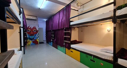 Mad Squad Hostel | Dorms & Rooms Room Type - Bed in 16-Bed Mix Dormitory Room