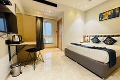 Hotel Kyzen Hitech City