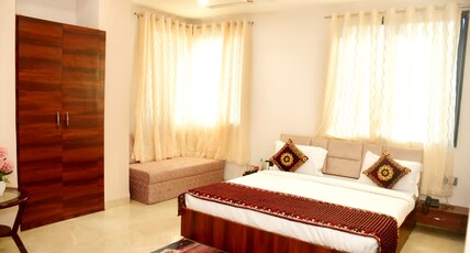 JMC HOTEL THE MOON PITHAMPUR Room Type - Super Deluxe Room