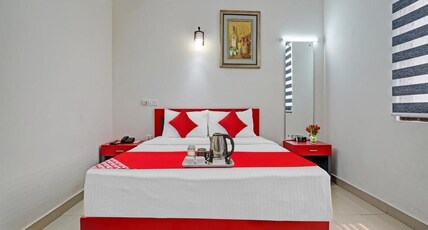 Sithara Tower Room Type - AC Classic Room with Smart TV