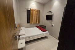 Hotel Annapurna Lodge And Domentri