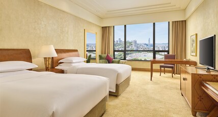 Hilton Chongqing Hotel Room Type - TWIN HILTON DELUXE CITY VW