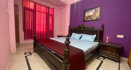 Notting Hill House BnB Room Type - Terrace-view Room with Bathtub (Shared Terrace)
