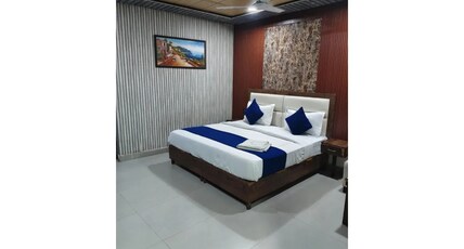 FabHotel Elite 45 Room Type - Deluxe Room