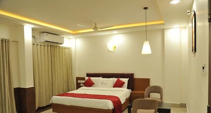 Soorya Castle Room Type - Deluxe Non Ac Room