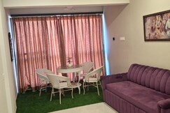 Avisoni's mountain view apartment