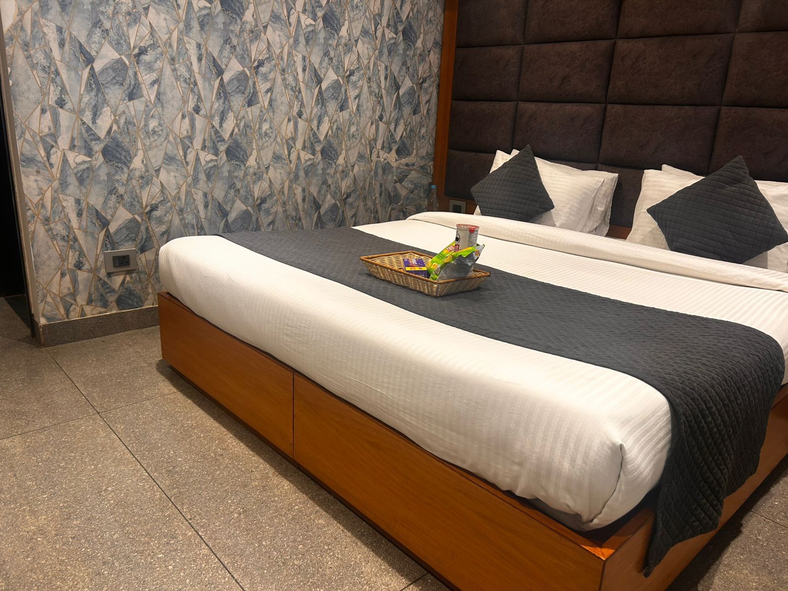 Hotel Tamarind - Tap to explore photos