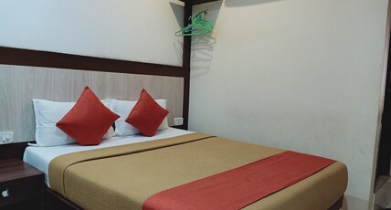 HOTEL NEEM TREE - HYDERABAD AIRPORT Room Type - Deluxe A-c Room
