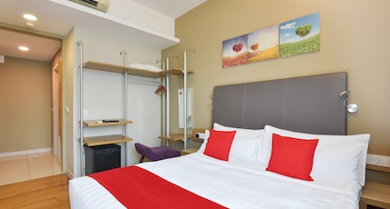 Sunday Hotel Near Petronas Twin Tower Formerly Suasana Suites Room Type - Three Bedroom Suite Sunday Hotel Near Petronas Twin Tower Formerly Suasana Suites Room Type - Three Bedroom Suite