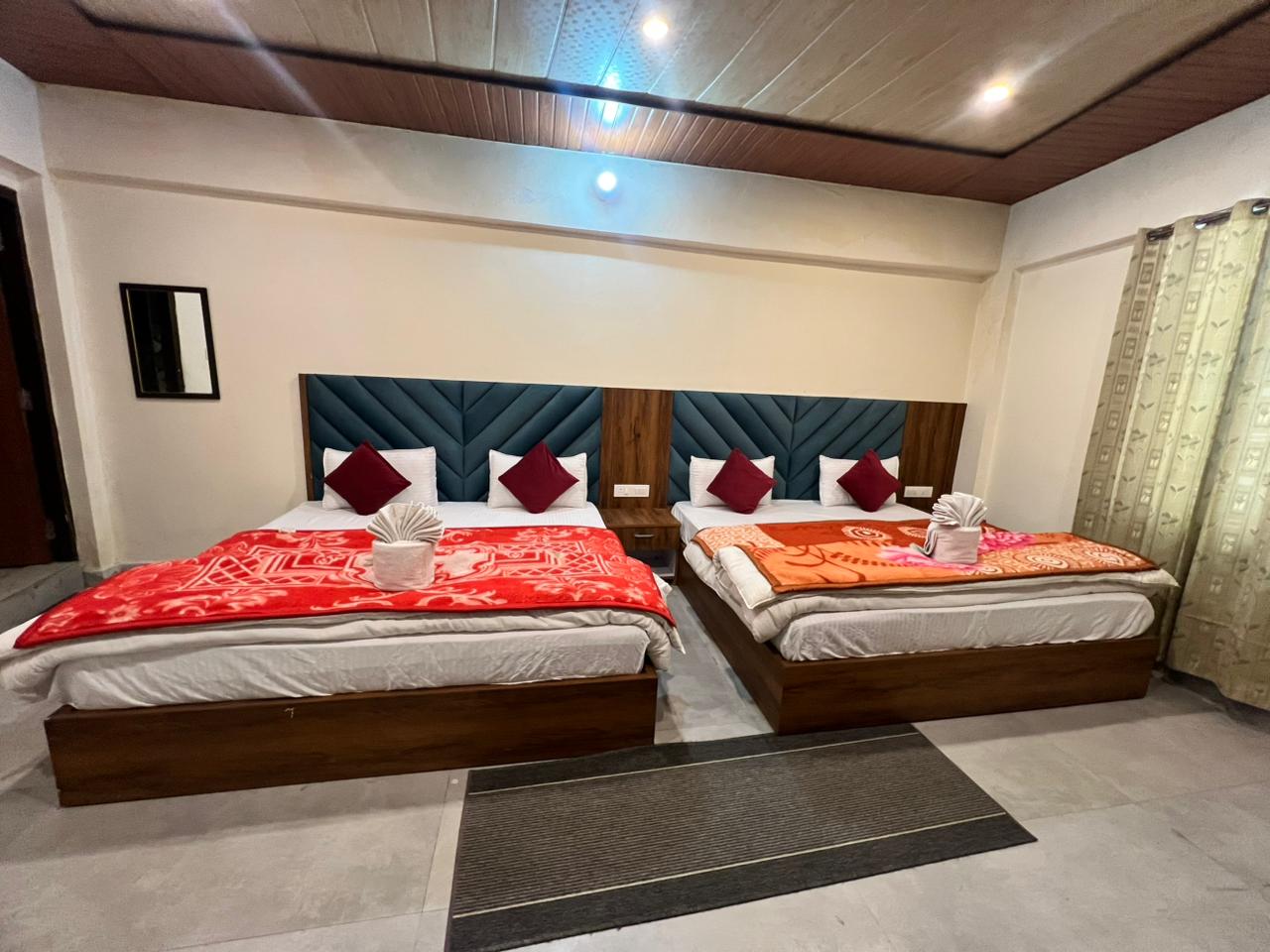 Hotel Maa Bhuvneswari, Badrinath Ji - Tap to explore photos