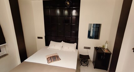 HOTEL JOY GURU INN Room Type - Deluxe Non AC
