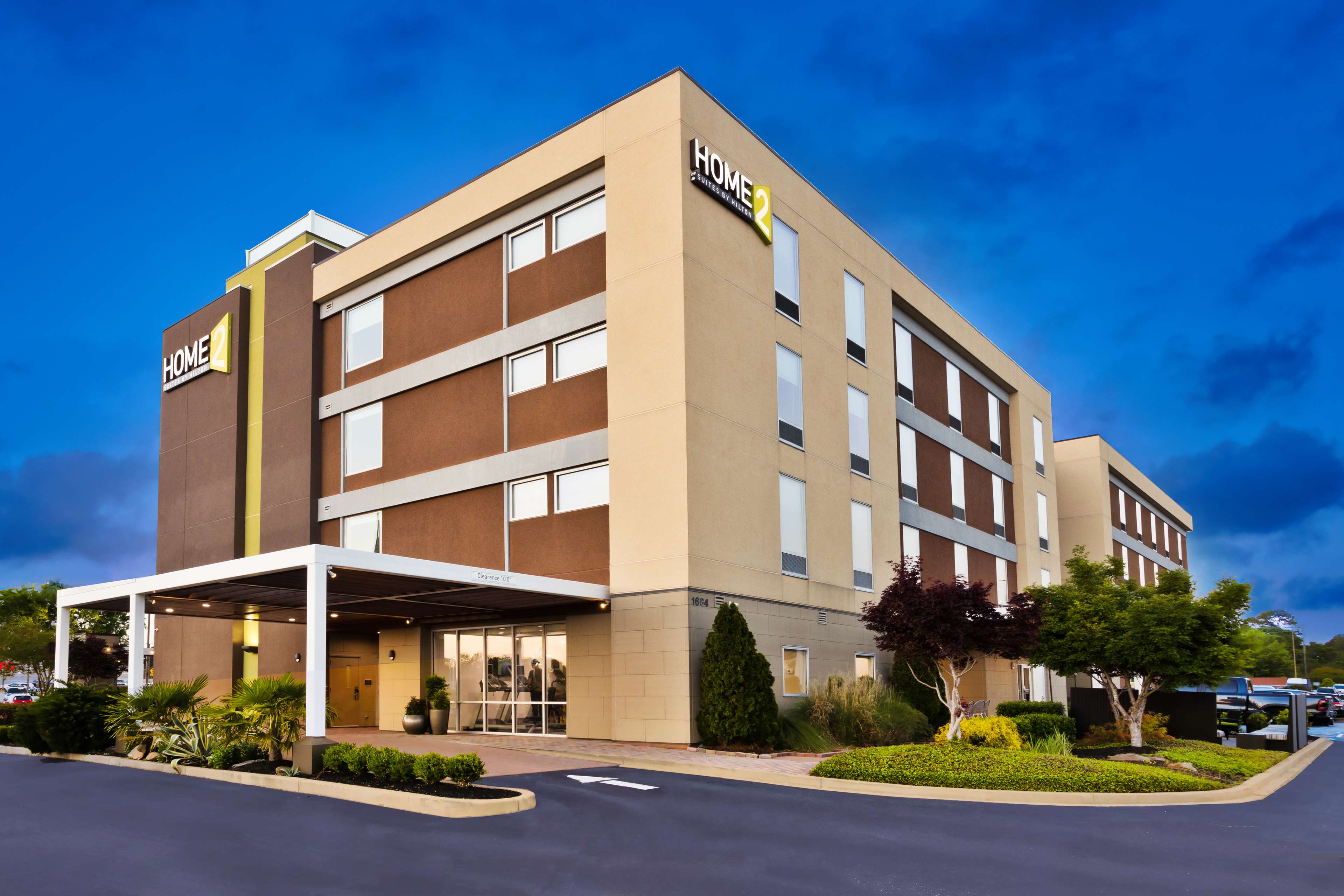 Home2 Suites by Hilton Columbus GA - Tap to explore photos