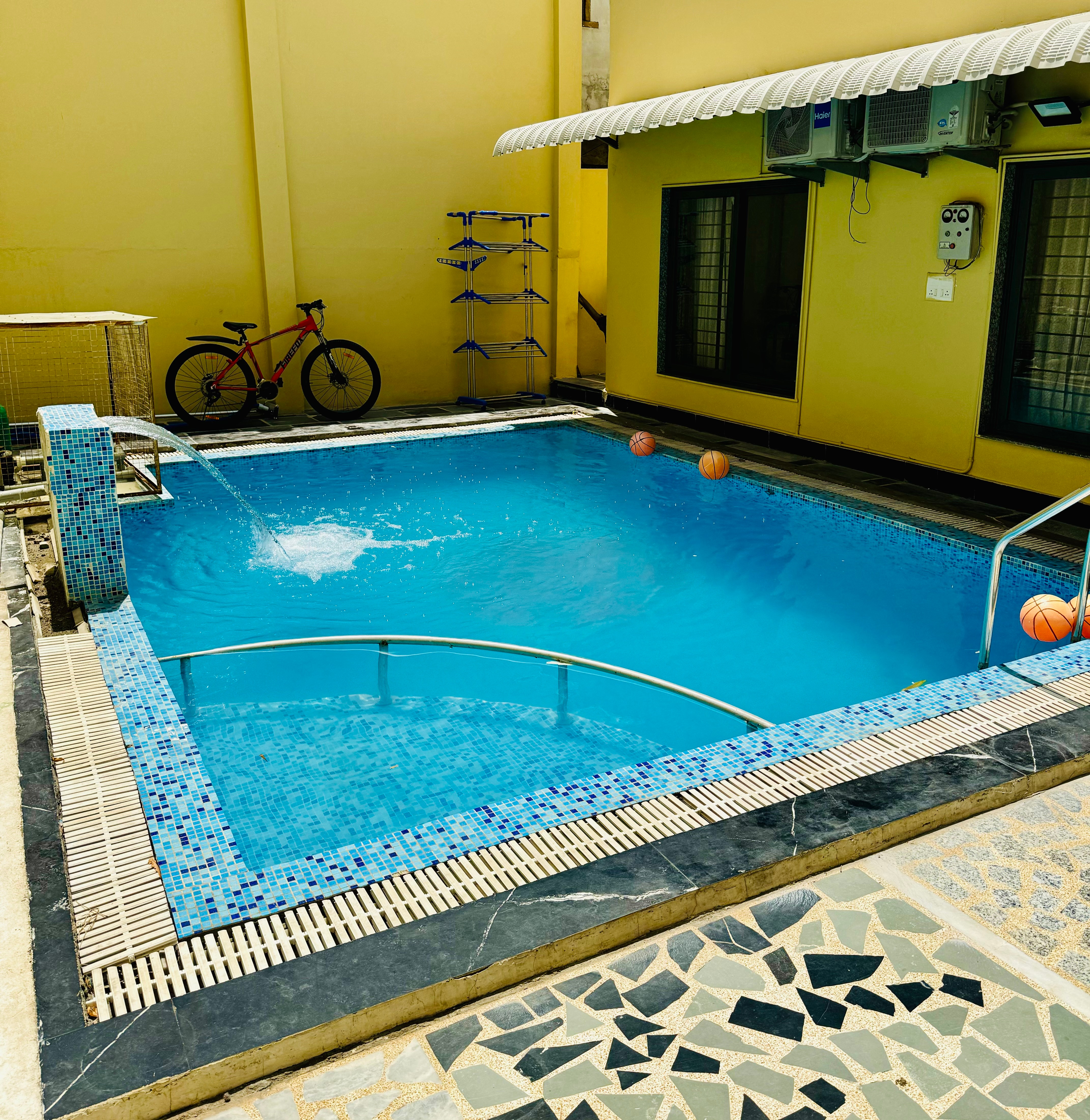 Agariya The Exquisite Villa - Tap to explore photos