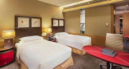 Hilton Beijing Room Type - TWIN EXECUTIVE ROOM