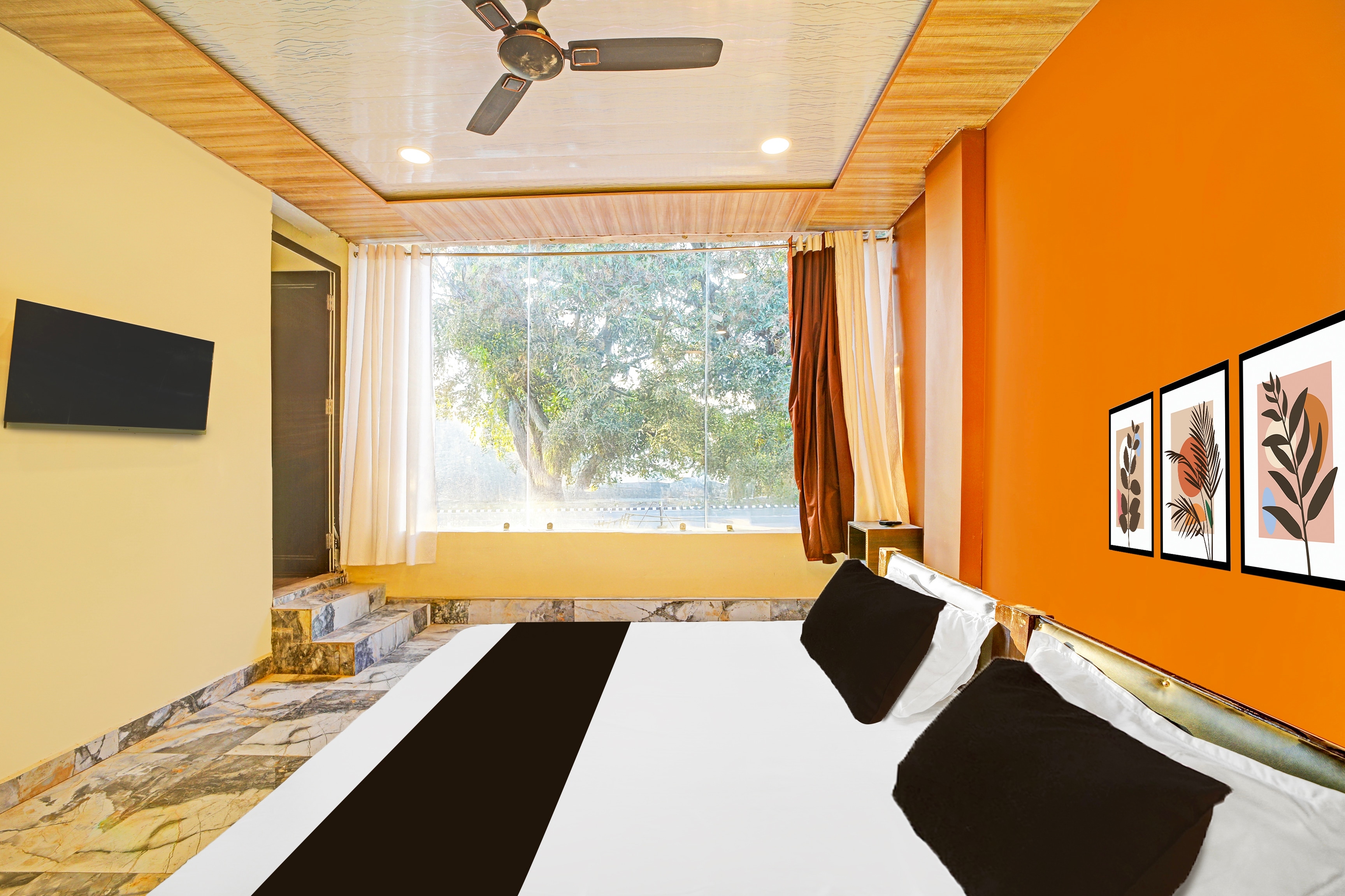 Hotel O Dwarka Hotel And Restaurant - Tap to explore photos