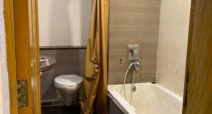 Hotel Orchard Room Type - Deluxe Room
