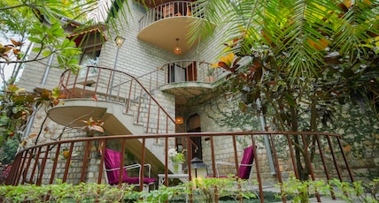 Corbett The Den Riverview Resort & Pet Friendly Room Type - Duplex Room (With Balcony)