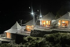 NATURE WATERFALL RESORT