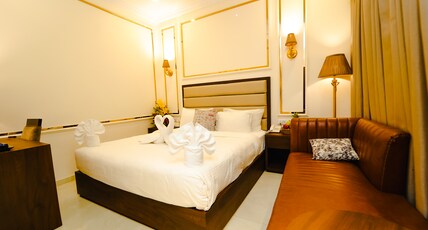 Sinon Baga Retreat - A Beach Resort Room Type - THE POOLSIDE ROOM