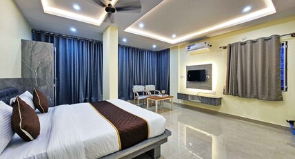 Hotel Shree Sai Inn Room Type - Standard Room AC