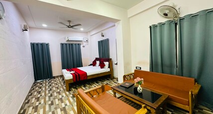 THE LANDMARK HOTE Room Type - Grand Suite