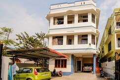 Suhana Homestay (Rehman Hospital 2 minutes,  Pratiksha and GNRC Hospital 5 minutes)