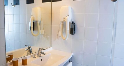 ibis Styles Bourbon Lancy Room Type - Standard Room with a double bed