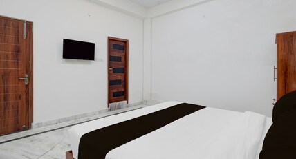 Hotel O The Skyrise Lucknow Hotel Room Type - Classic