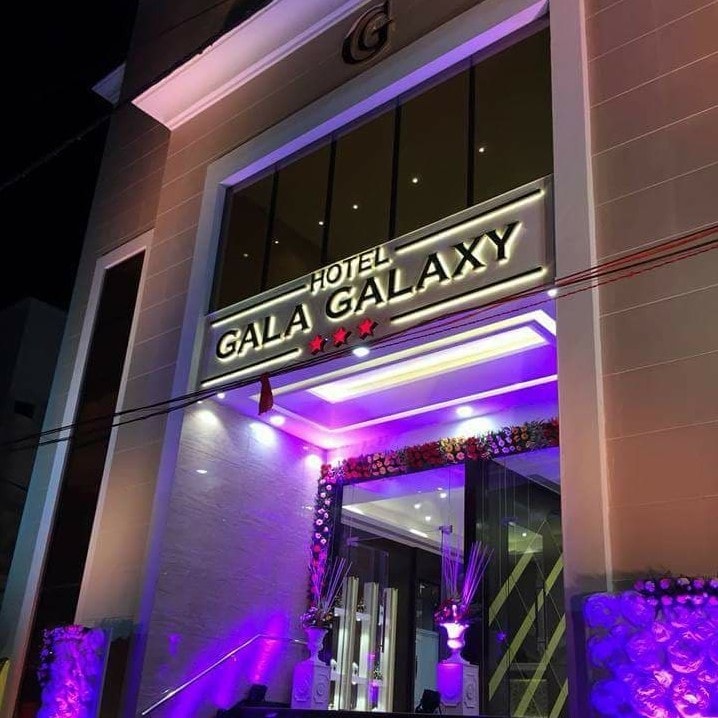 Hotel Gala Galaxy - Tap to explore photos