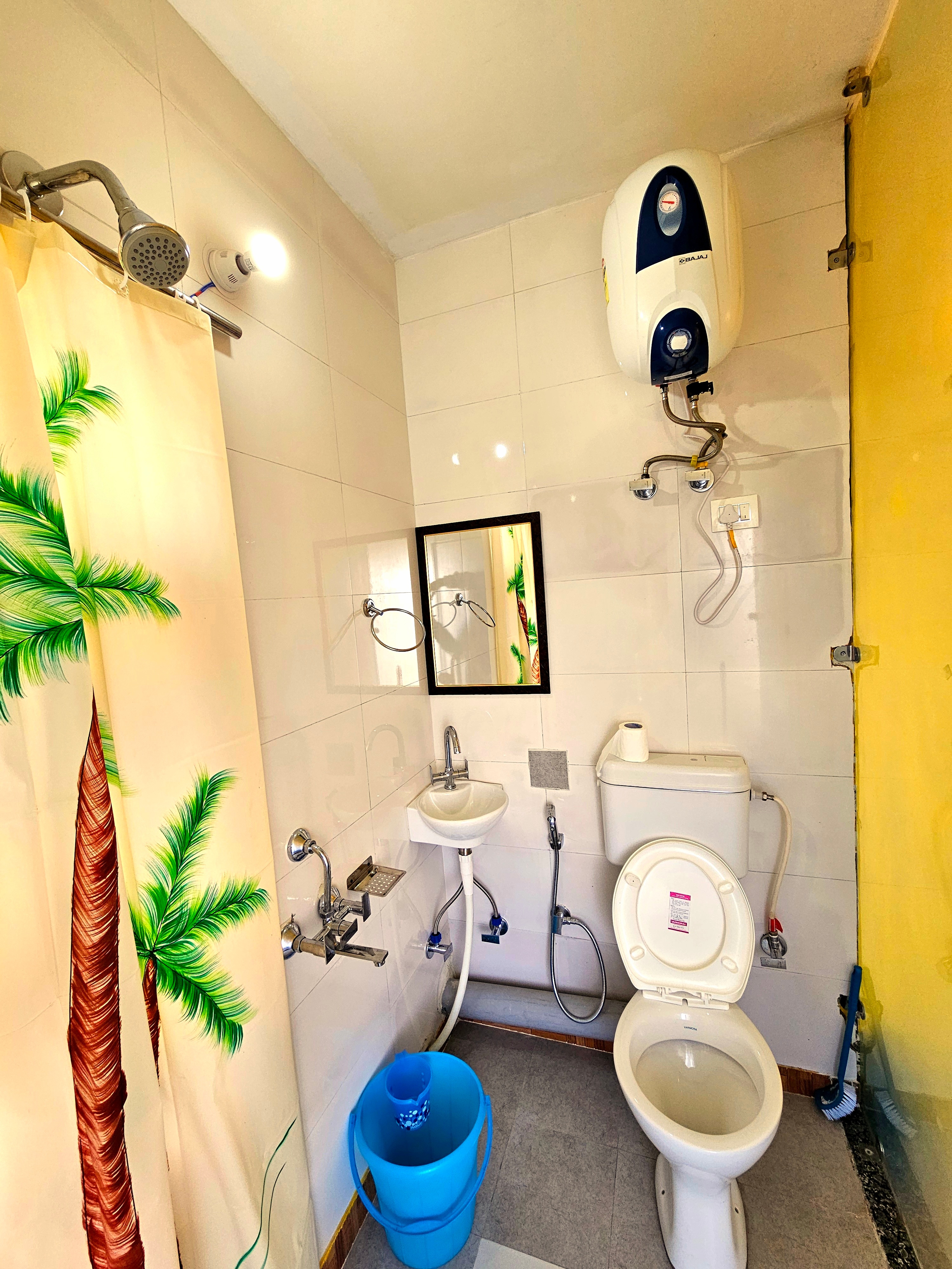 Dadi Homestay 360 Mountain View - Tap to explore photos