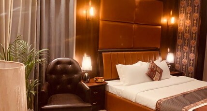 Hotel Adhiraja Palace Room Type - super Deluxe Room