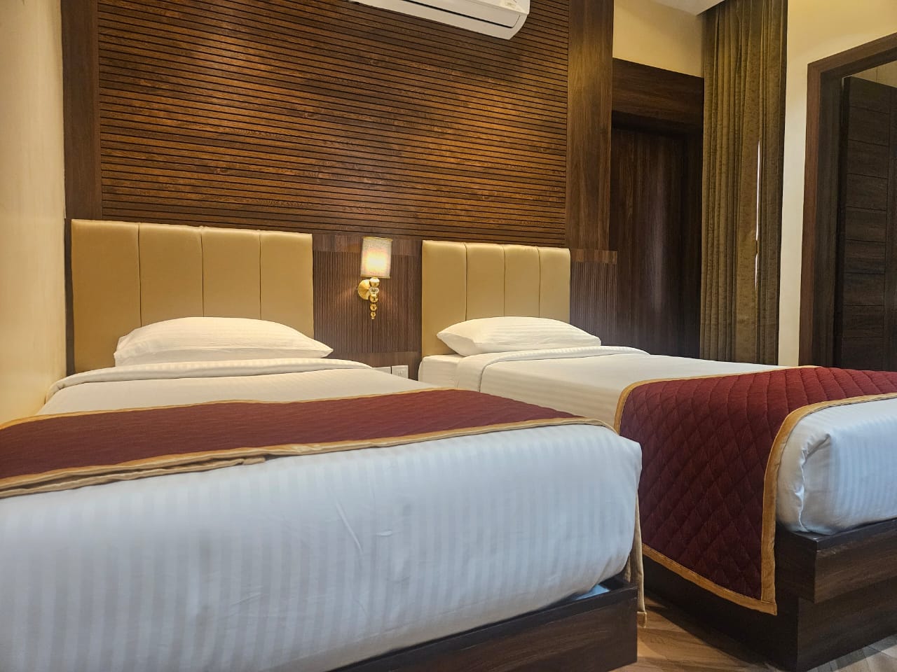 Sree Grand Inn - Tap to explore photos