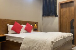 Address of Jay Pee Hotel