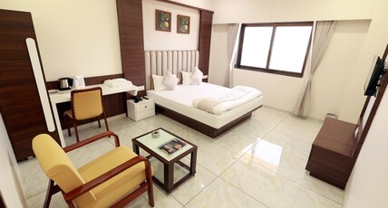 Hotel Grand Haveli Room Type - Deluxe Room