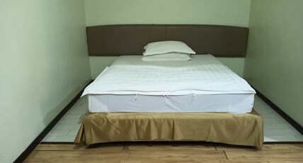 Hotel O Oriental Hotel Room Type - Deluxe Double