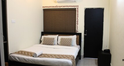 The Kolam Room Type - Executive AC Double with Free Wifi,