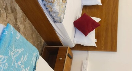 SHREE HRIDAYA BIHARI KUNJ Room Type - Triple Bed AC Room for family..
