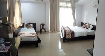 SAI INTERNATIONAL Room Type - Deluxe NON AC double bed room