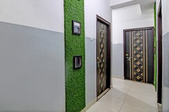 Super OYO 82026 BANGUR INN