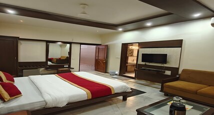 Hotel Ambaji International Room Type - AC Super Deluxe Double Bed Room