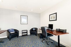 Best Western Yacht Harbor Hotel