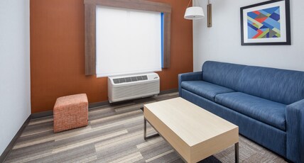 Holiday Inn Express Ontario Room Type - 1 King Bed Suite