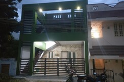 Rathina Maligai HomeStay-0.5km to Beach & Station