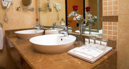 Best Western Plus Mahboula Room Type - Apartment - 1 King Bed, Non-Smoking, One Bedroom, Kitchenette, Sofa, Microwave And Refrigerator, Wi- Best Western Plus Mahboula Room Type - Apartment - 1 King Bed, Non-Smoking, One Bedroom, Kitchenette, Sofa, Microwave And Refrigerator, Wi-