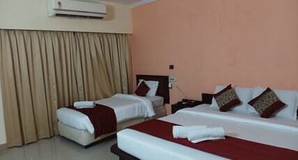 Hotel River Bay Room Type - Family Room -River View Hotel River Bay Room Type - Family Room -River View