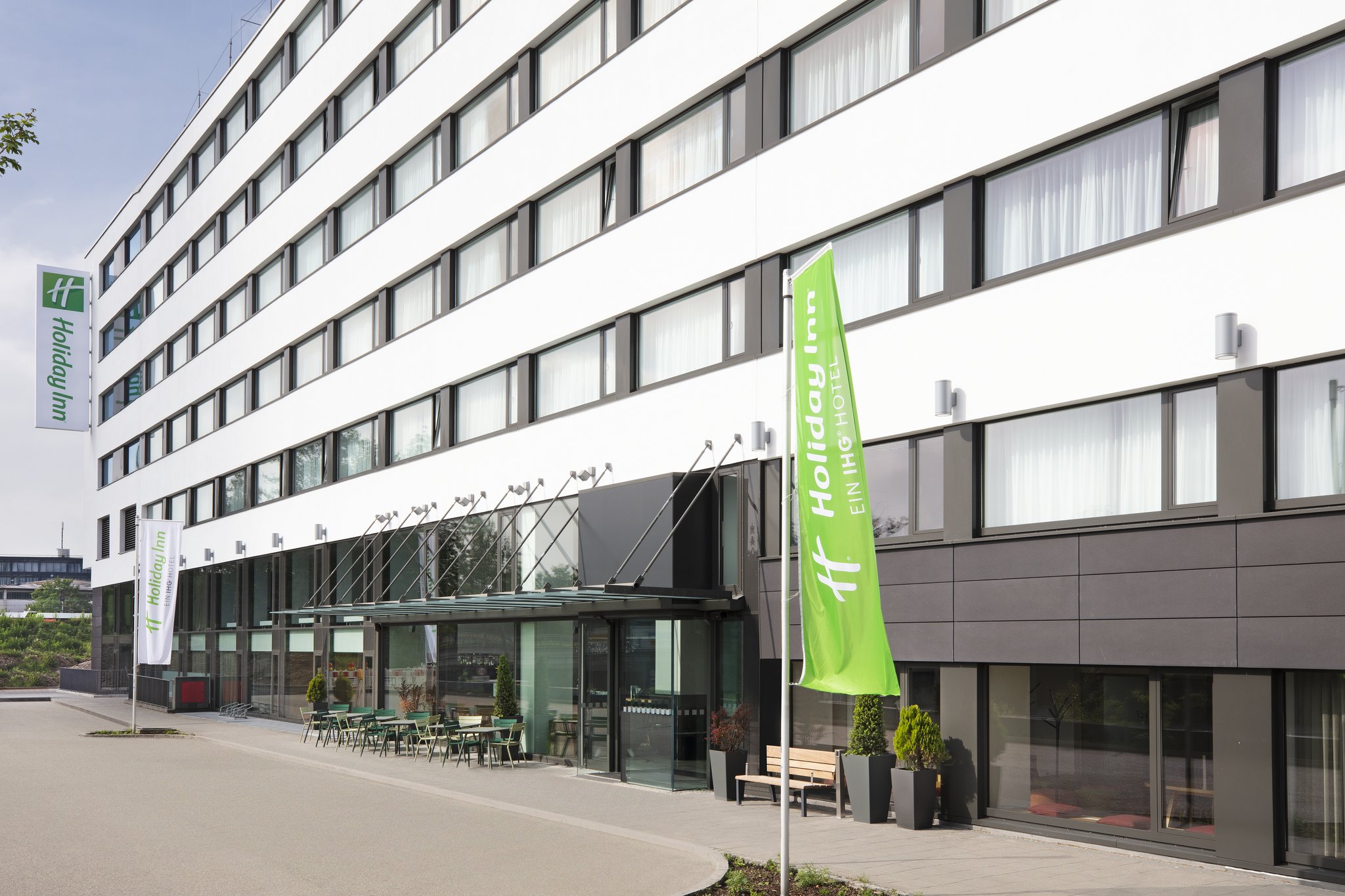 Holiday Inn MUNICH - LEUCHTENBERGRING - Tap to explore photos