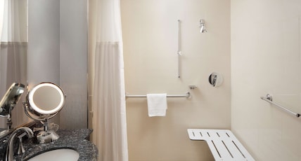 Washington Hilton Room Type - 2 DBL MOB HEAR ACC RI SHWR