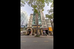 A25 Premium Hotel - 20 Bui Thi Xuan
