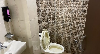 Hotel Sher-E-Punjab Dhaba Room Type - Deluxe Room
