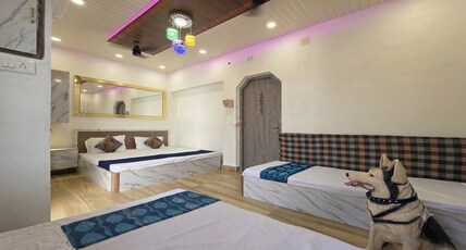 Shiv Ganga hotel Room Type - Family Room With Balcony